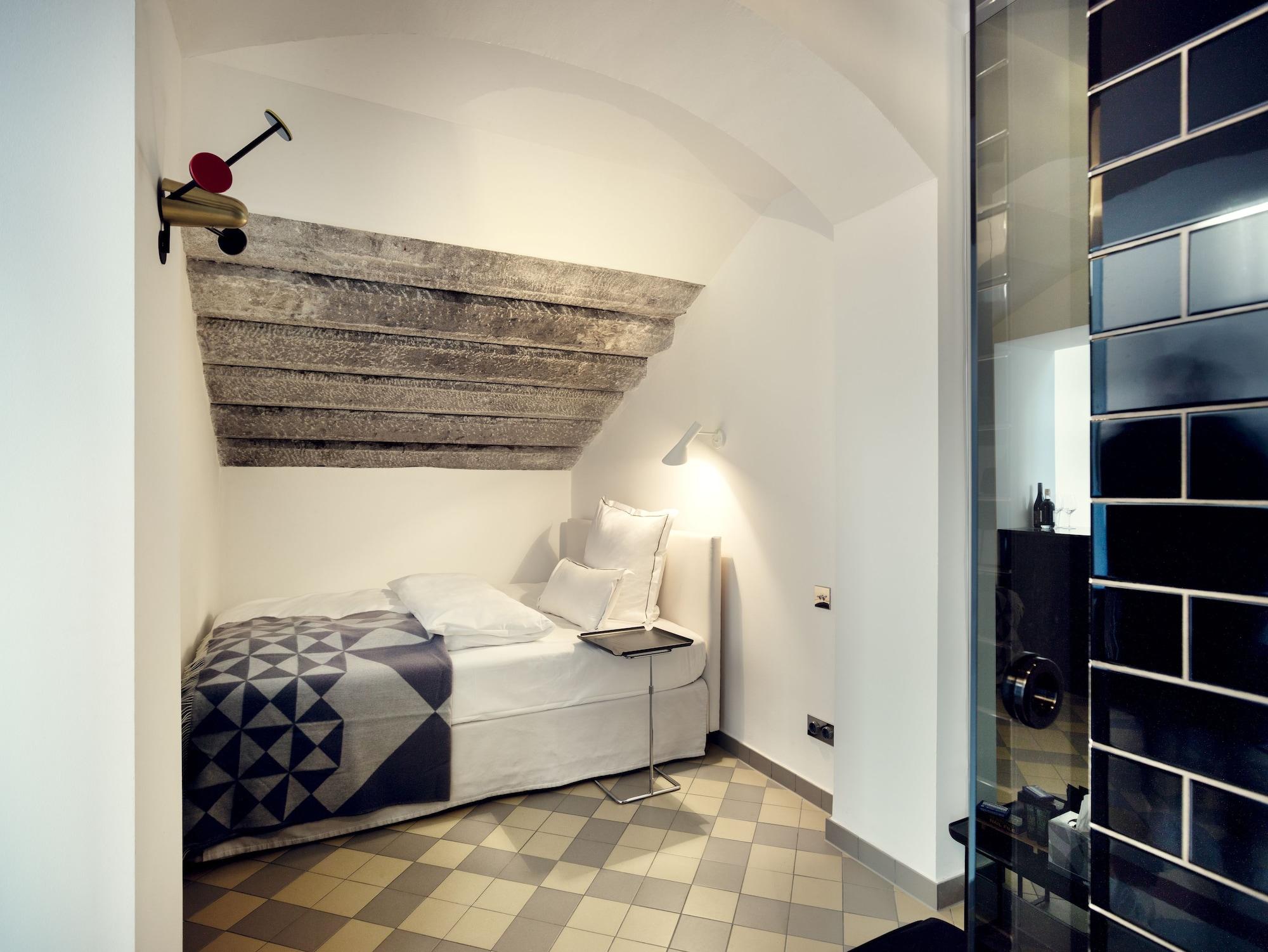 The Qvest Hideaway Keulen